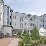 676, Seepark